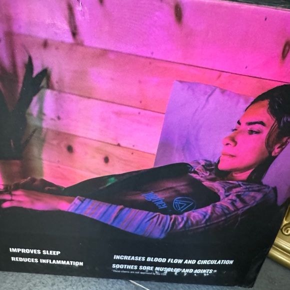 Higher Dose Sauna Blanket - Picture 2 of 6